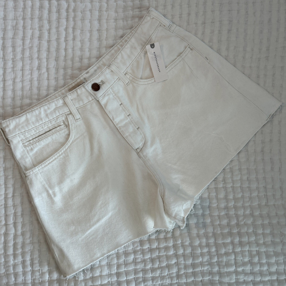NWT Anthropologie Size 31 Pilcro White Denim Shorts 3” Frayed Hem Button Fly